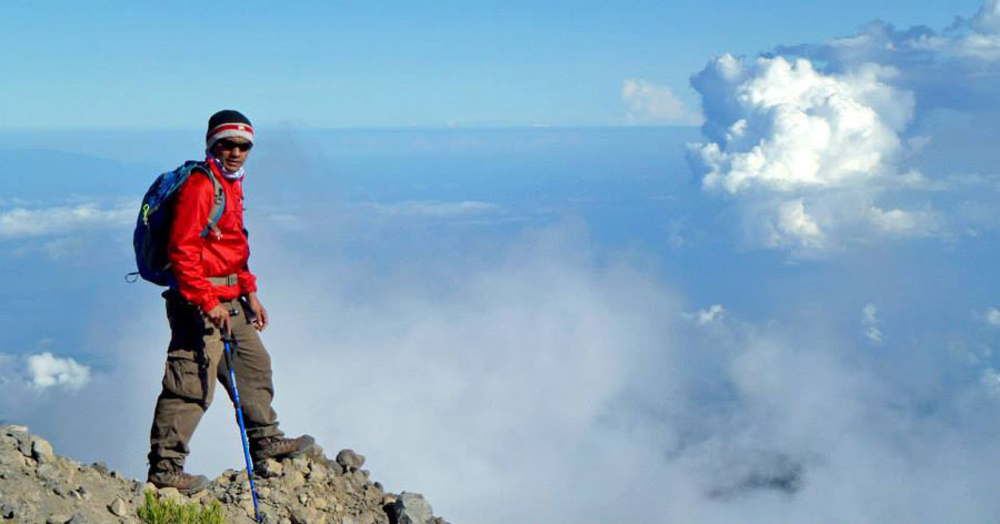 Summit of Mount Rinjani an altitude 3726 meters