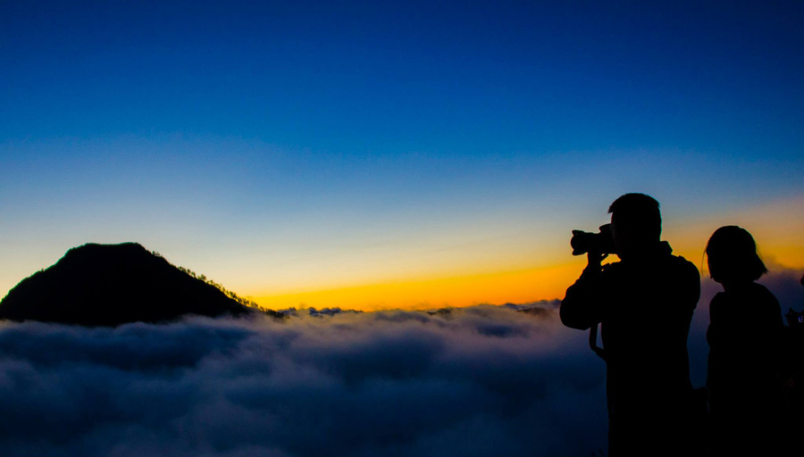 Plawangan Sembalun Crater Rim an altitude 2639 meter of mount Rinjani