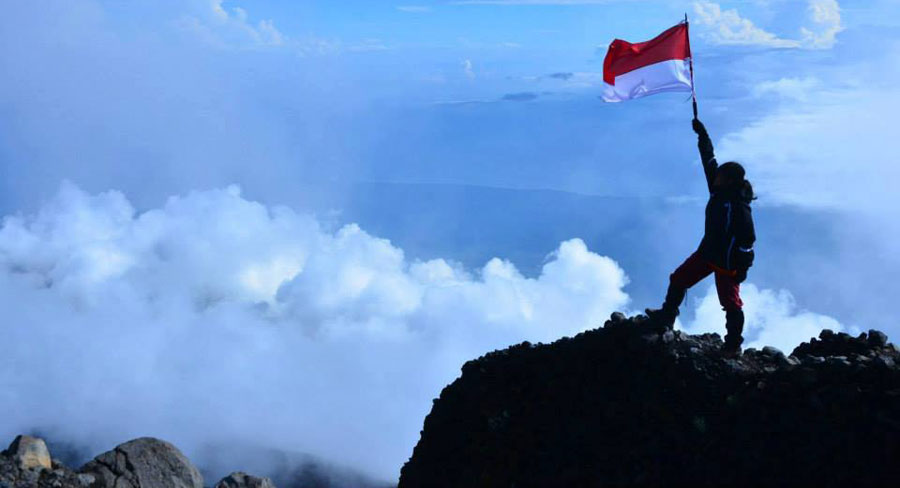 Summit Of Mount Rinjani 3726 meter