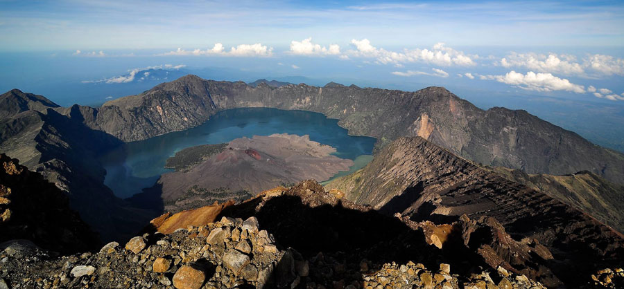 Puncak Gunung Rinjani 3726 meter