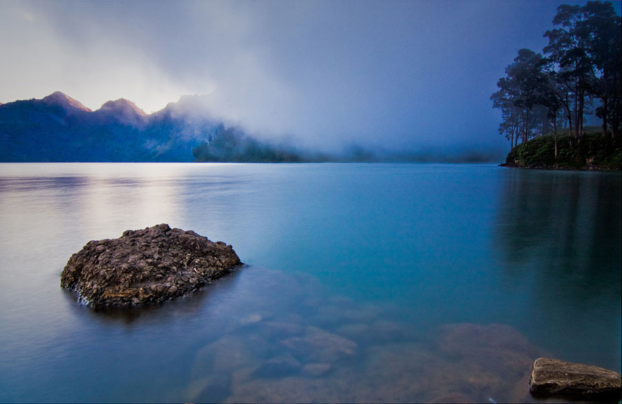 Lake Segara Anak an altitude 2641 meter of Mount Rinjani